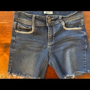 Girls MUDD denim shorts